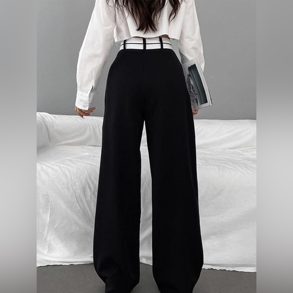 Asymmetrical Contrast Waistband Wide Leg Dress Pants
Size L - Picture 3 of 6